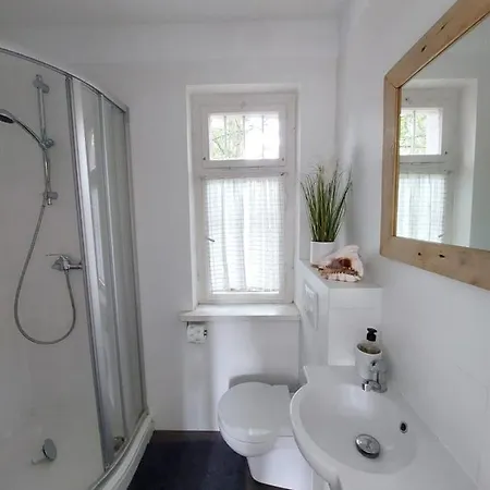 Tatil Evi Bialy Domek W Puszczykowie *